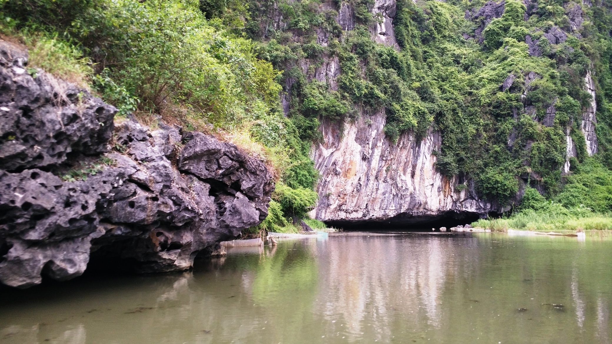 dia chi tam coc bich dong nam o dau