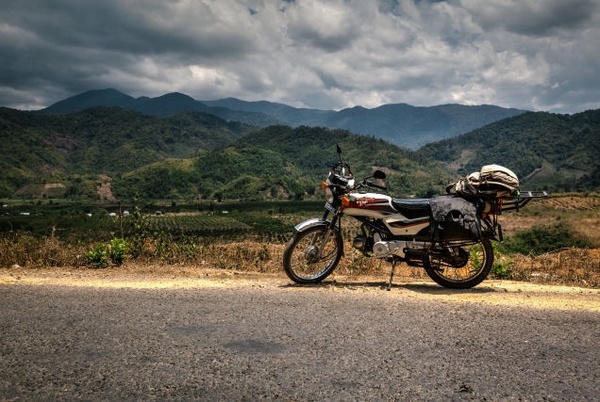 thien son suoi nga cach ha noi bao nhieu km