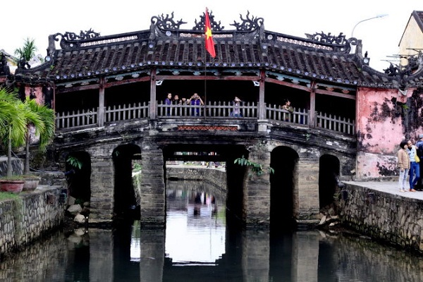 du lich hoi an nen di choi o dau