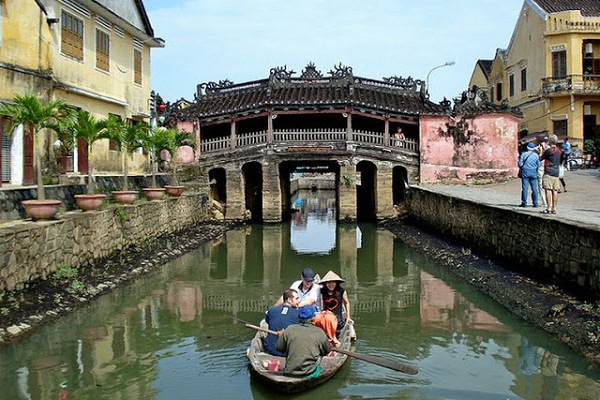 khong nen di du lich hoi an vao thang nao