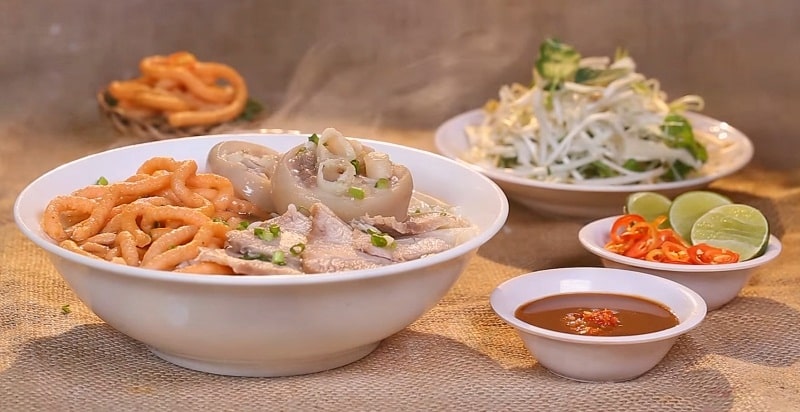 nhung mon banh canh ngon noi tieng o mien tay