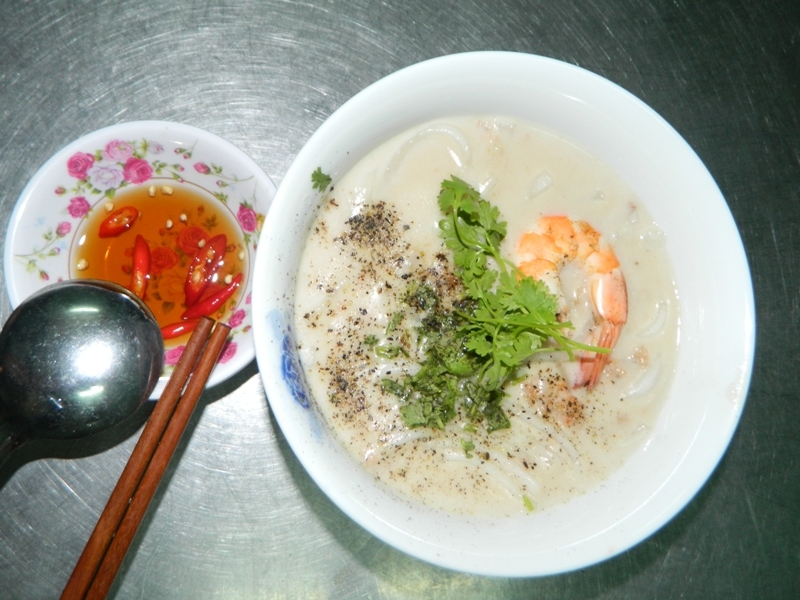 nhung mon banh canh ngon noi tieng o mien tay