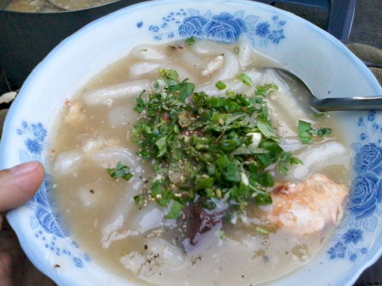 cach nau banh canh ca loc mien tay ngon