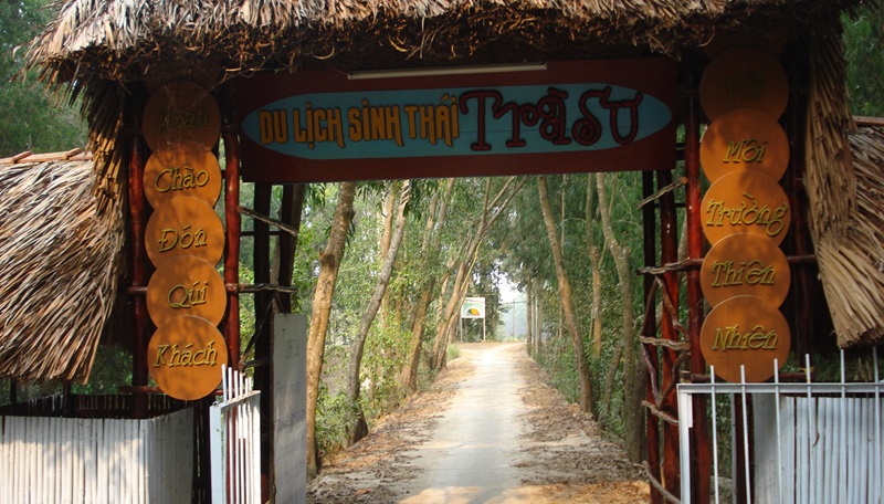 nhung kinh nghiem du lich rung tram tra su an giang