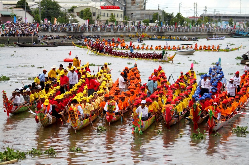 nhung le hoi dac san o soc trang