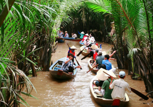 Tour Củ Chi - Mỹ Tho (1 Ngày) | Chui Hầm Địa Đạo - Chèo Xuồng...