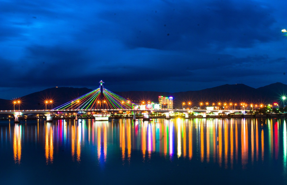 du lich cau quay song han da nang