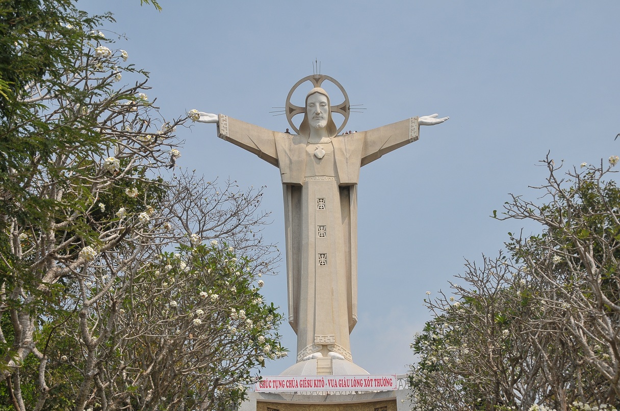 kinh nghiem di du lich mieu hon ba o vung tau