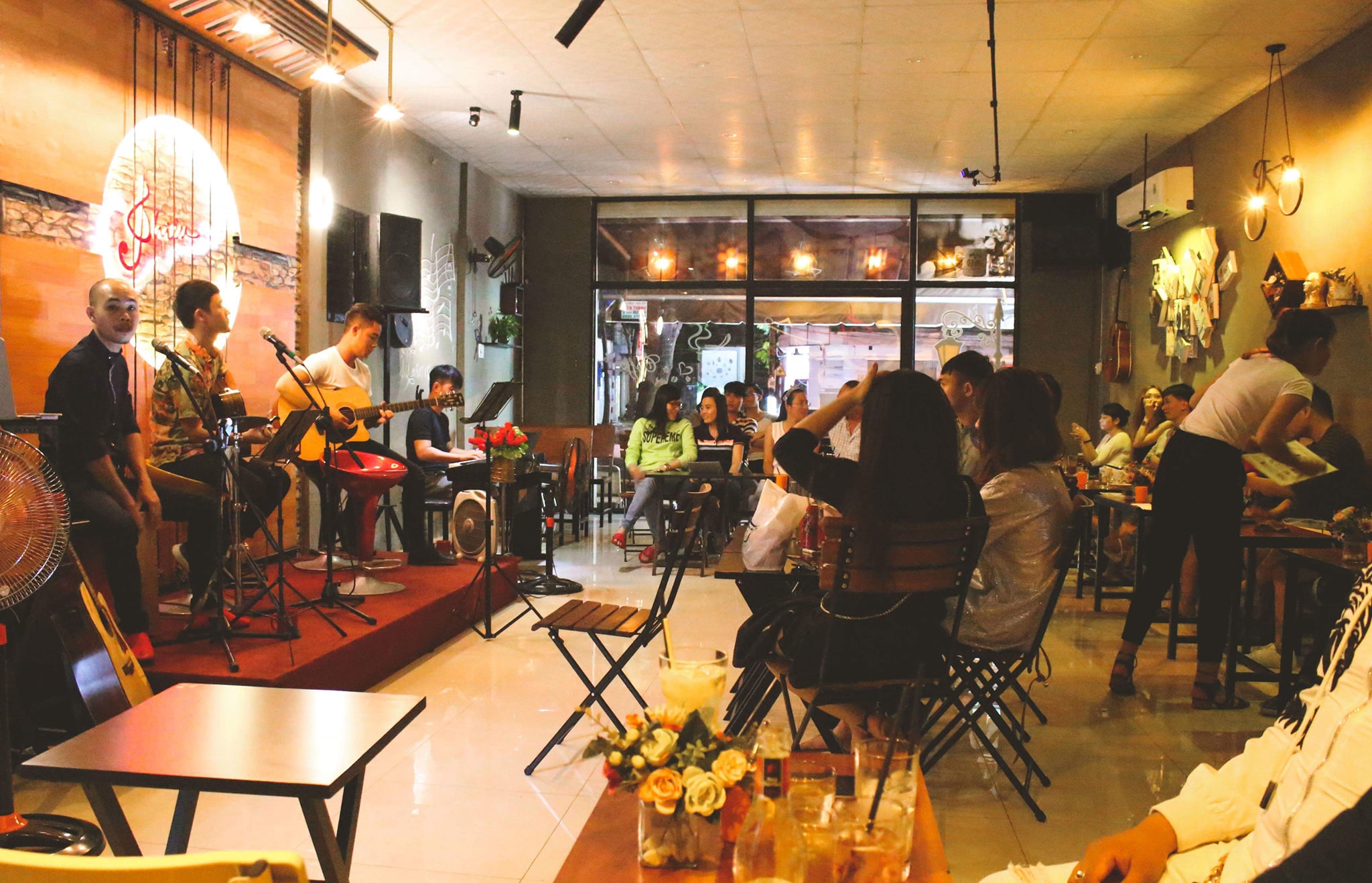 quan cafe acoustic o vung tau