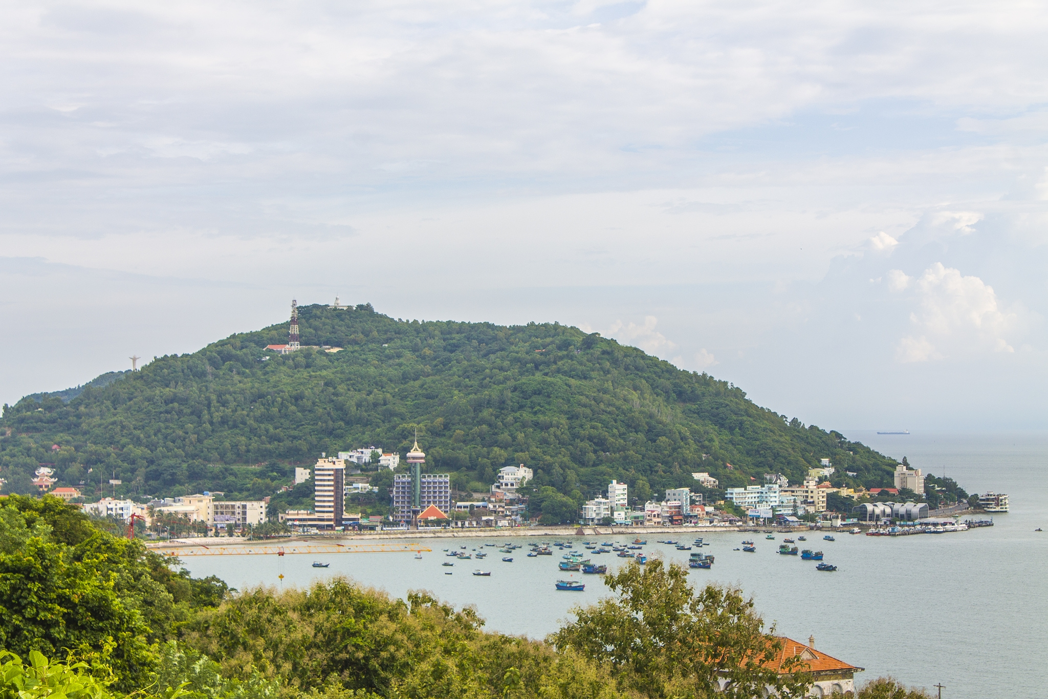 nui lon o vung tau