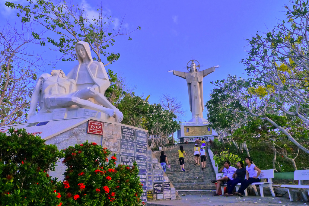 dia chi tuong chua kito nam o dau