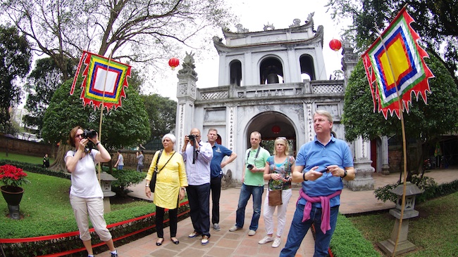 tour du lich ha noi 1 ngay