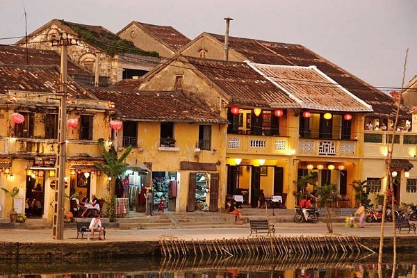 du lich hoi an nen di vao mua nao