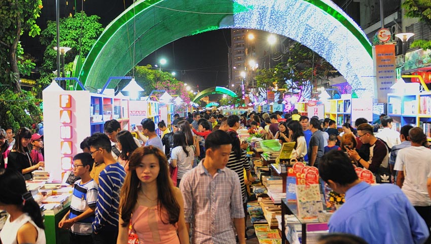 nen di dau choi ngay tet o thanh pho ho chi minh